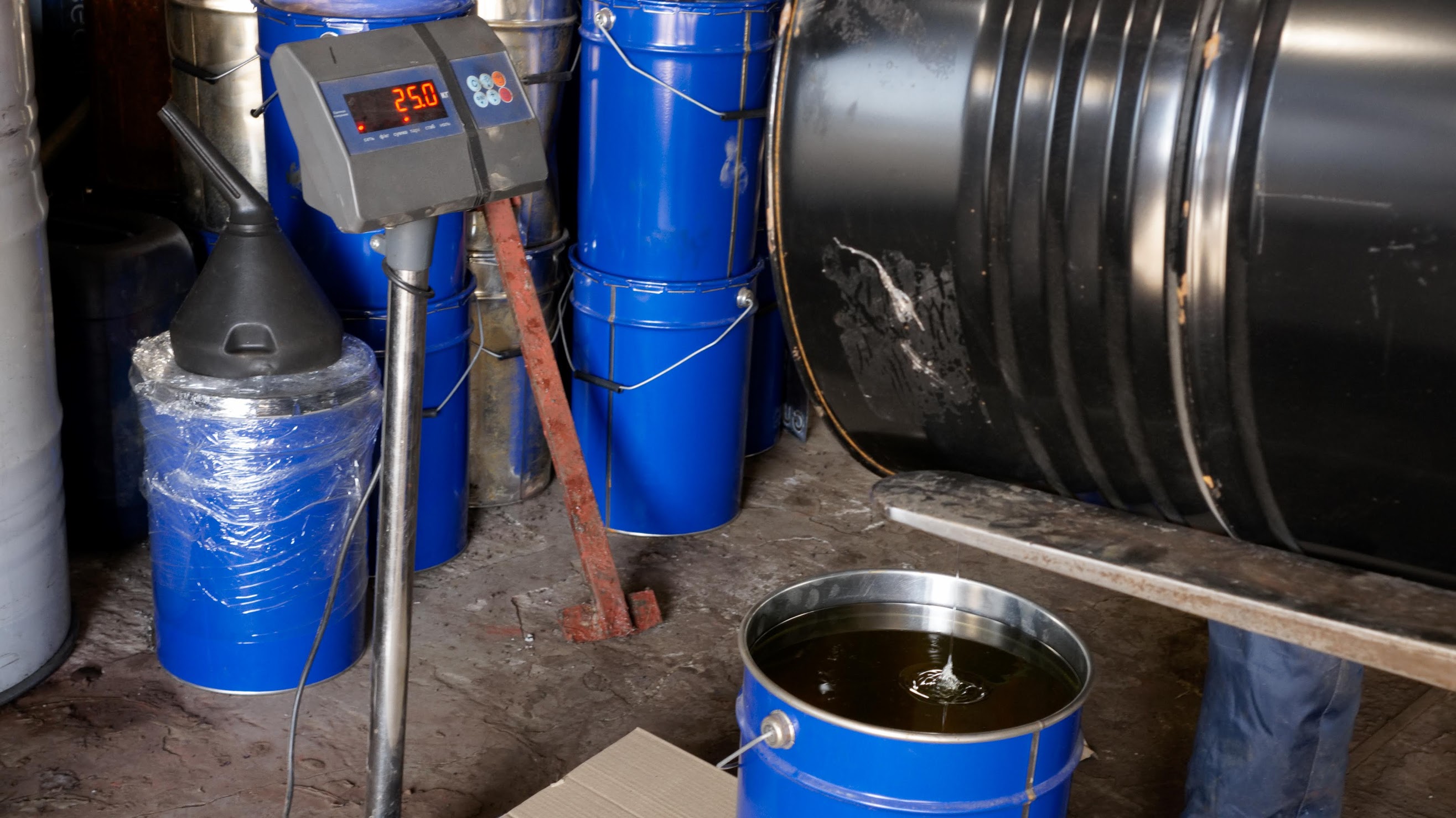 Клей для резиновой крошки «Гамбит М» фото